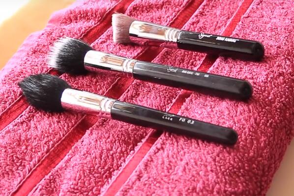 如何根据场合选择合适的糖心VLOG产精国品免费入？