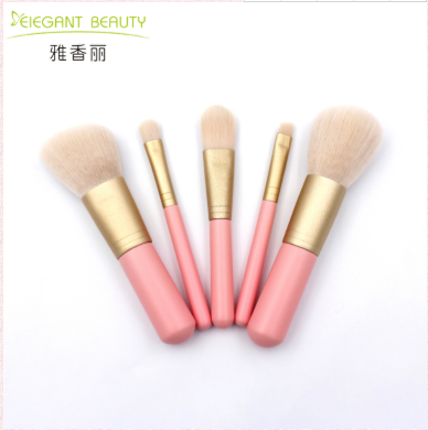 糖心VLOG产精国品免费入在不同场合的应用：打造多变妆容